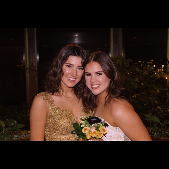 Colette For Mon Cheri Spring 2020 Dress - Picture 2 of 5